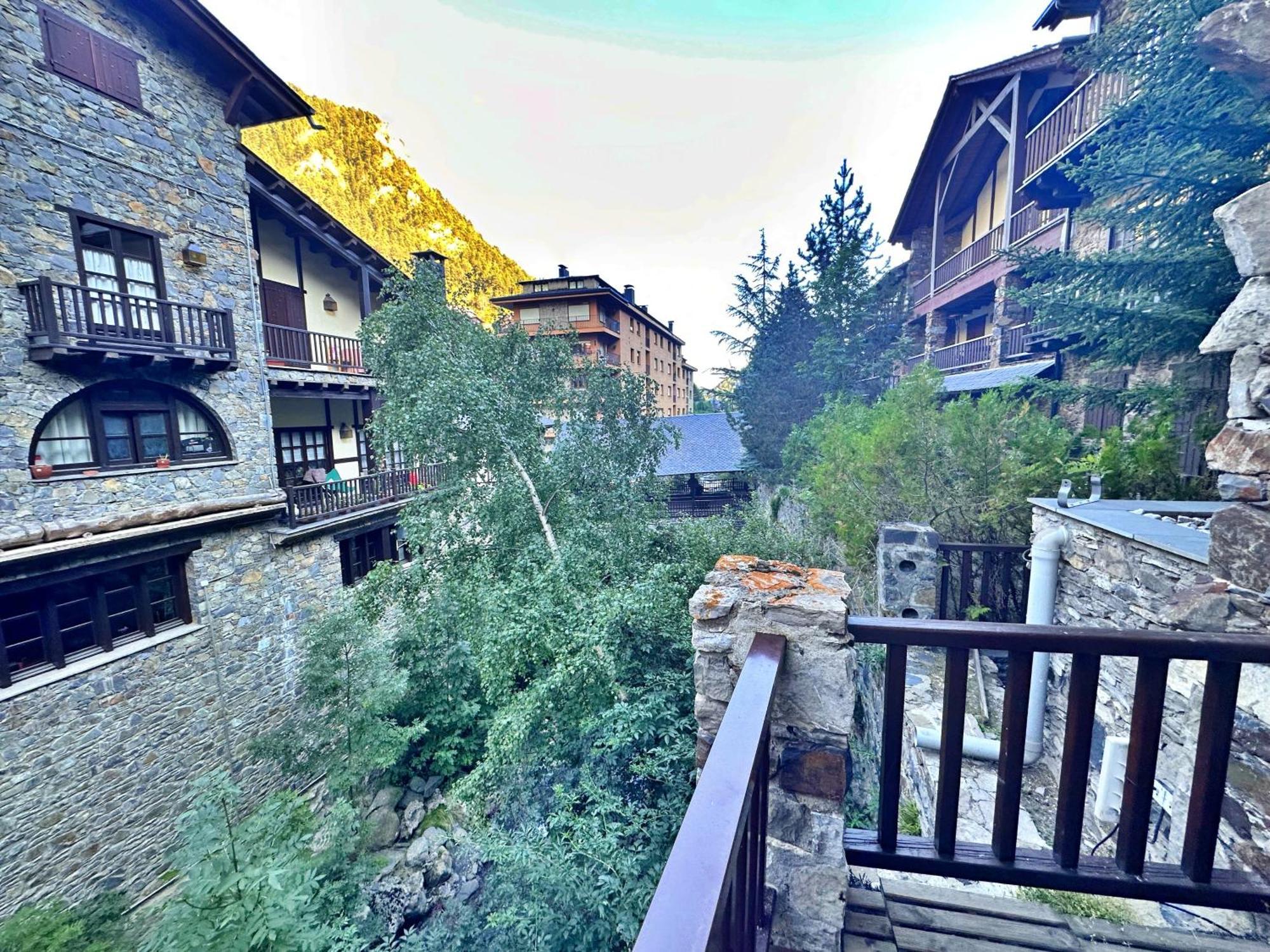 D2, Bordes d'Arinsal, Duplex Rustico con chimenea, Arinsal , zona Vallnord Exterior foto